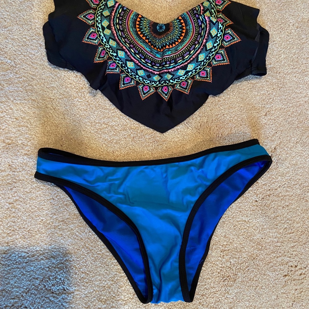 Xhilaration bikini! Bandeau top & matching bottoms